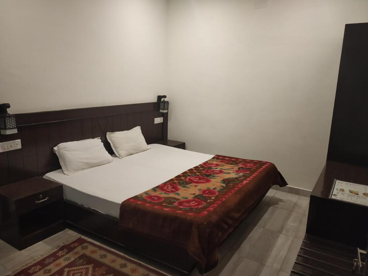 Hotel Ramayana Khajuraho Luaran gambar